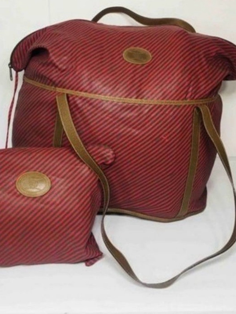 Vintage Limited Edition Gucci Striped Signature Travelling Duffel Bag